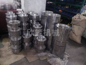 半自動(dòng)雞眼機(jī)，操作簡單，性能可靠